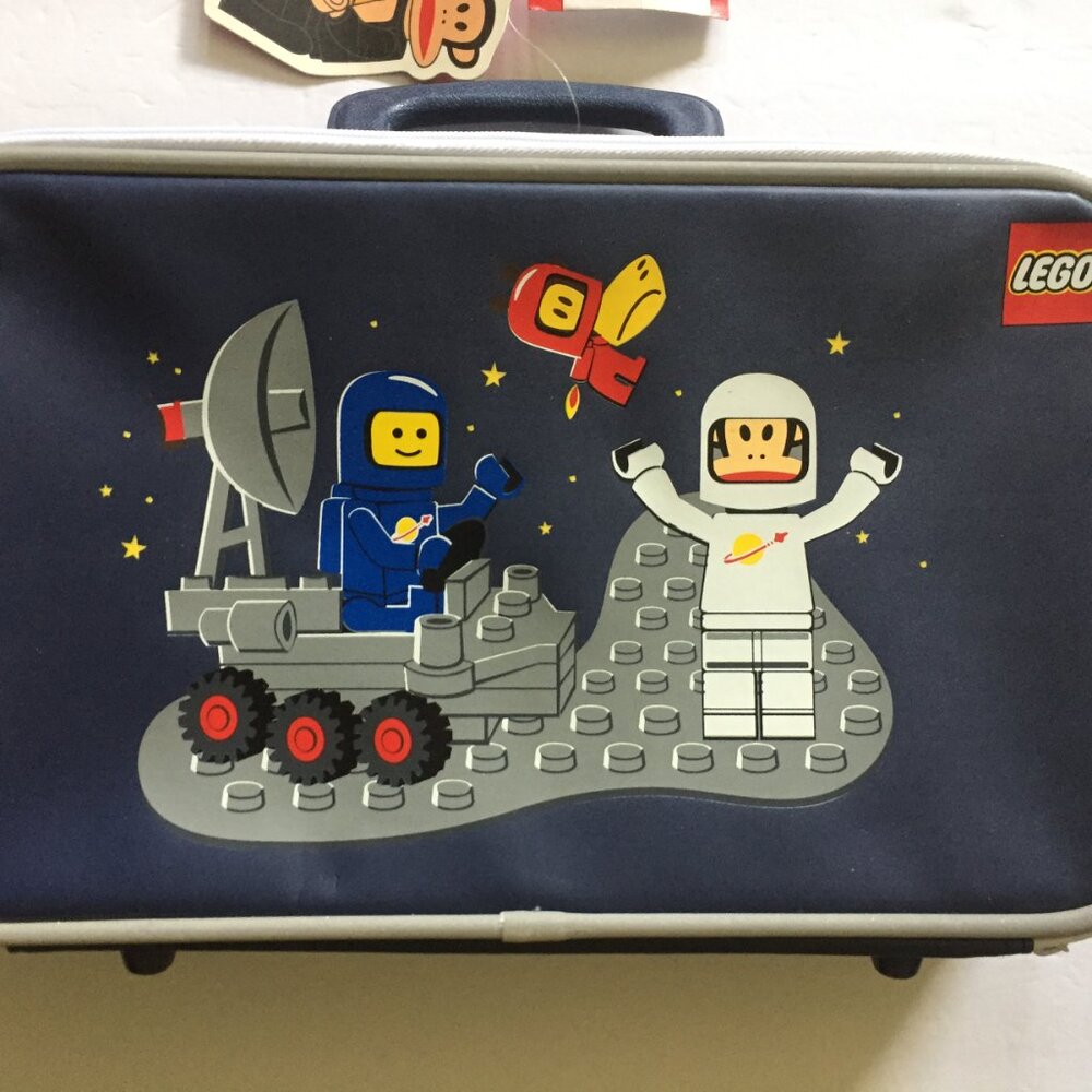 NEW LEGO / Paul Frank Collaboration Classic Space Limited Edition 15x9x3 Bag - Picture 2 of 10